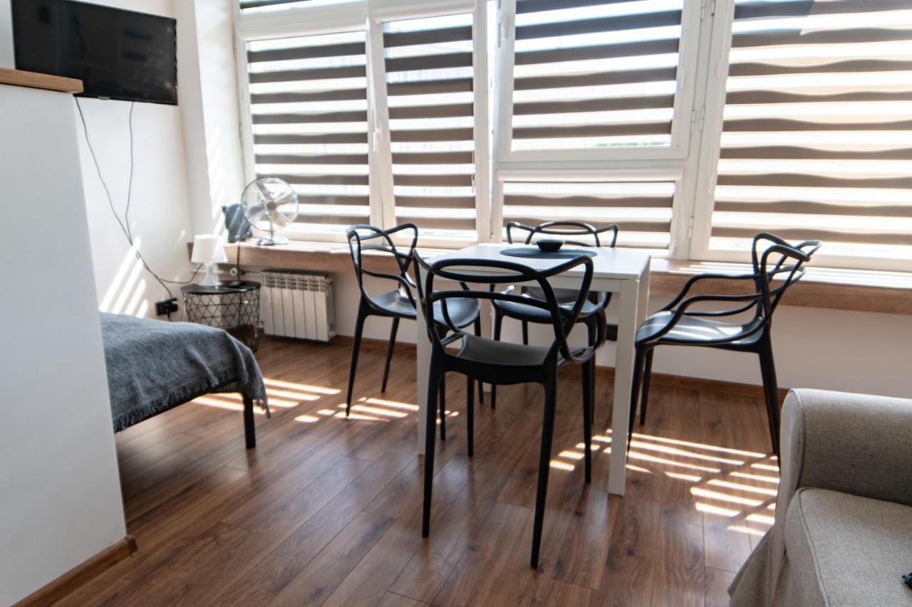 Komfortowy Apartament Scisle Centrum Радом Екстериор снимка